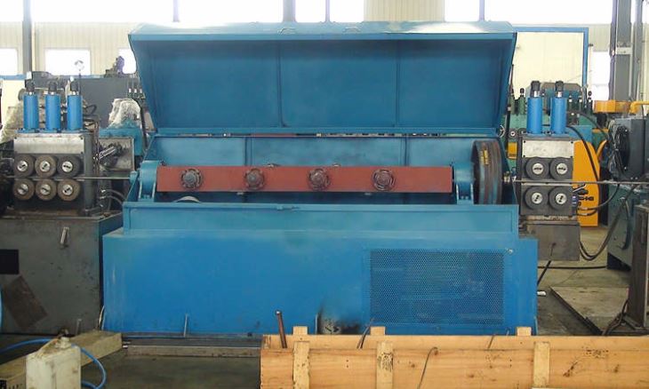 Semi Automatic Black Coil Peeling Machine Semi Automatic Black Coil Peeling Machine