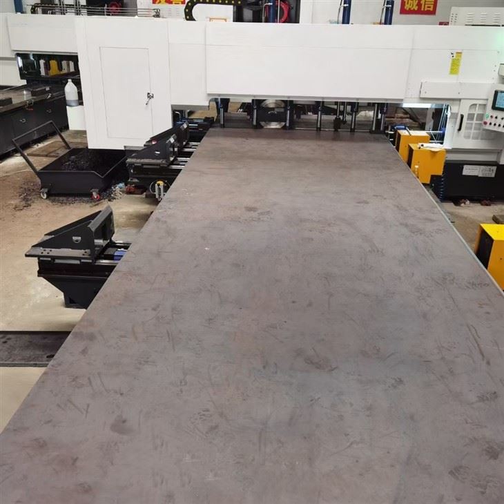 Senior Producer&High Safety Level Of CNC Sawing And Milling Machine in India